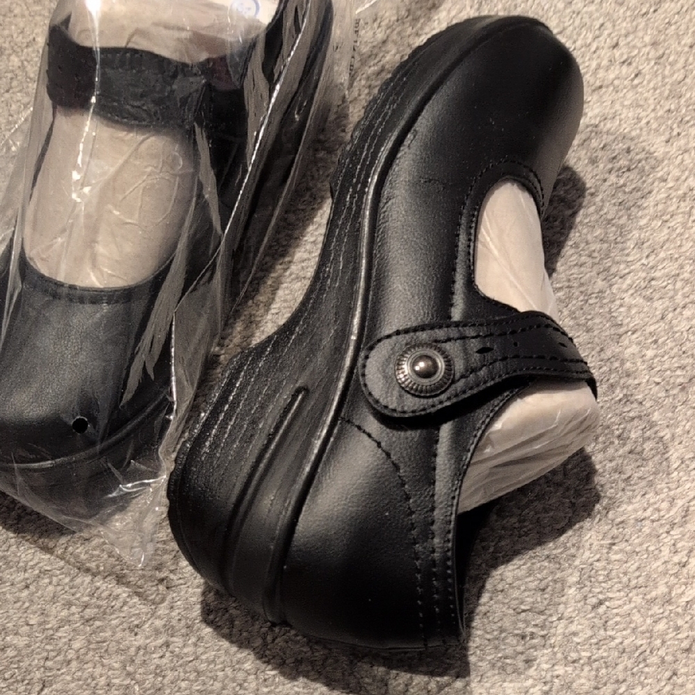 🌺 Elegant Easy Street Women's Mary Janes - Picture 4 of 6
